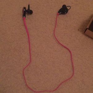 Wirless earphones